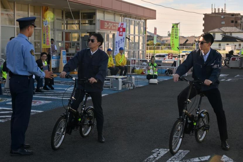 若樹隊による寸劇の様子1
