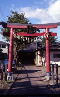 箱石神社の概観写真