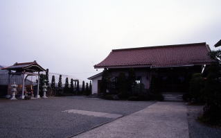 薬王寺の概観写真