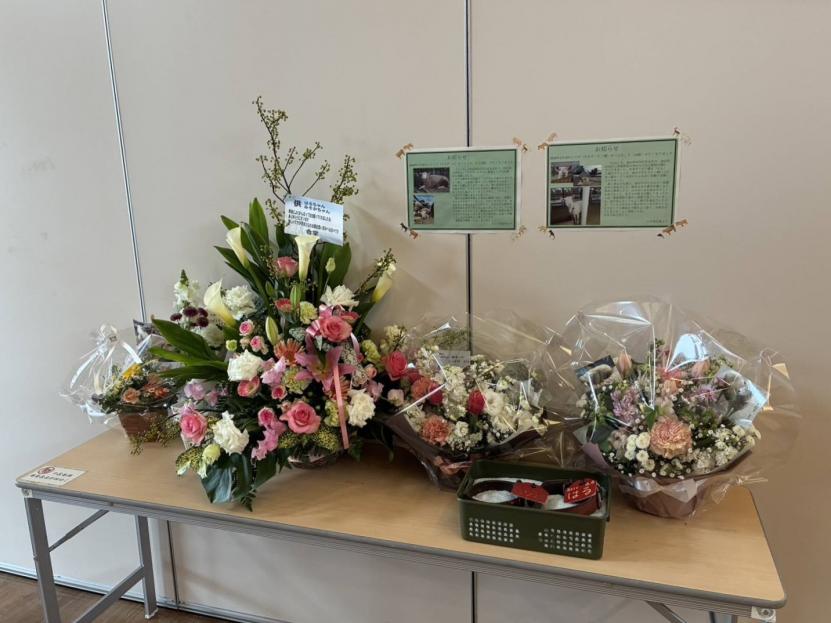 2頭にたくさんのお花をありがとうございました